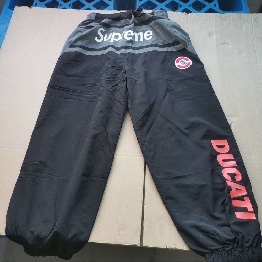 Supreme x Ducati Track Jacket 'Black